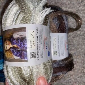 Rumba Yarn - Lot of 3 red heart boutique sashay yarn-3.5oz Waltz/Valse Color